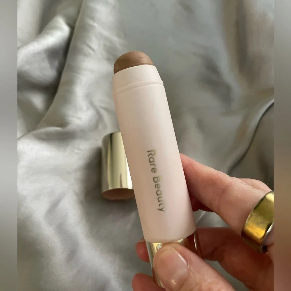 Rare Beauty Bright Side Bronzing Stick - Cream - Picture 3 of 5